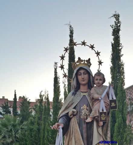 Entrega floral a la Virgen del Carmen AFIBROMA
