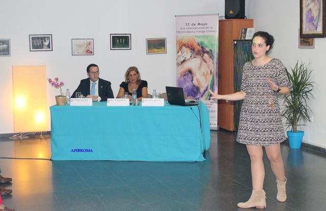 Conferencia sobre Actividad Física en
Fibromialgia y S.F. Crónica.